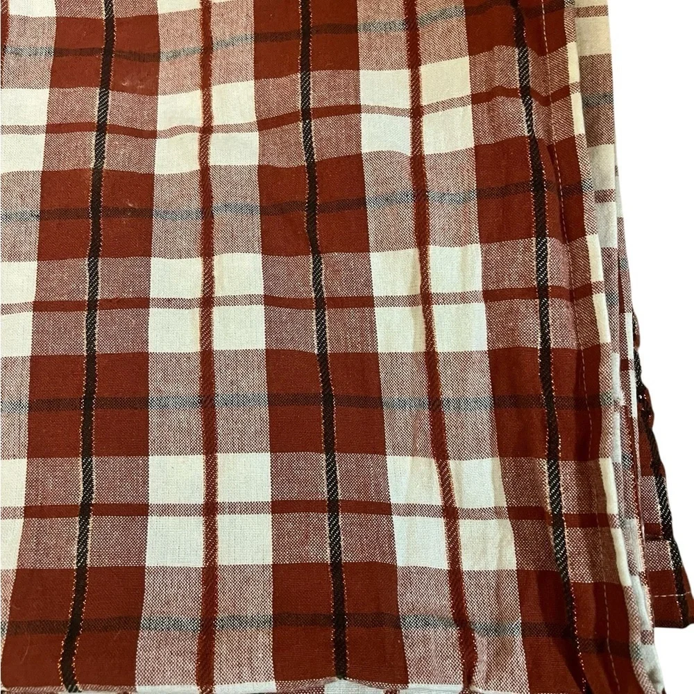 Cottage Classics Linens Red Plaid Cotton Tablecloth w/ Metallic Accents 60x100”